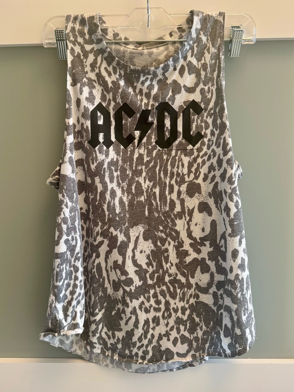 Chaser AC DC Leopard Muscle Tank size Medium